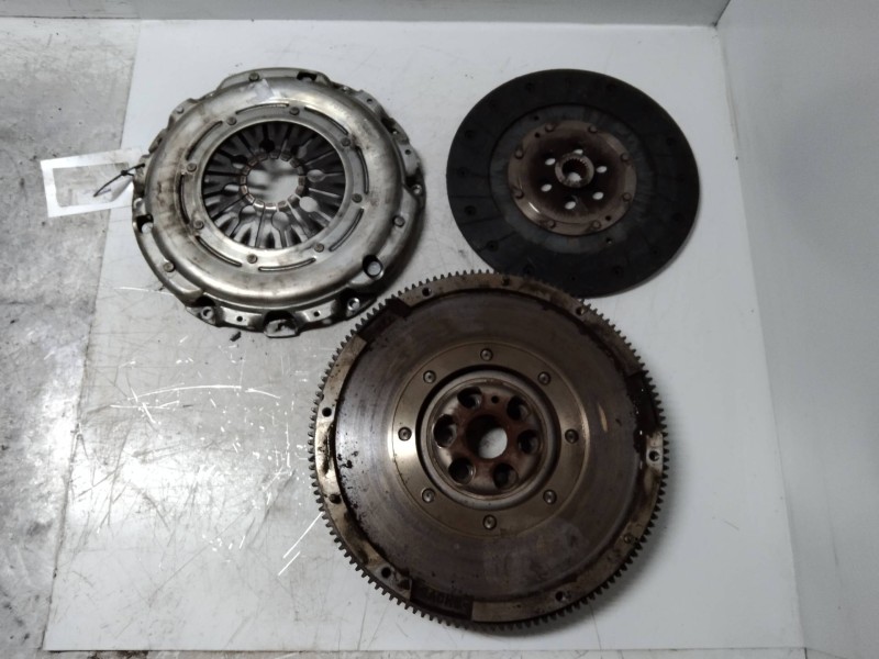 Recambio de kit embrague para ford galaxy (vy) ambiente referencia OEM IAM 1254744  