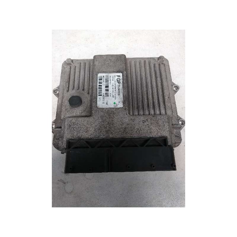 Recambio de centralita motor uce para opel corsa c 1.3 16v cdti cat (z 13 dt / ln9) referencia OEM IAM FGP55190069 MJD6J0C2 7160