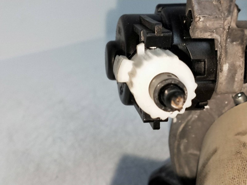 Recambio de conmutador de arranque para bmw serie 5 touring (e61) 525d referencia OEM IAM 6770695  