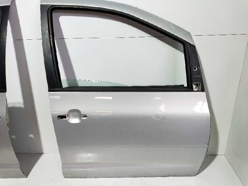 Recambio de puerta delantera derecha para ford galaxy (vy) ambiente referencia OEM IAM 1379860  