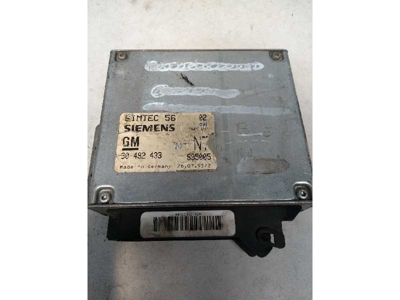 Recambio de centralita motor uce para opel omega b 2.0 16v cat (x 20 xev / l34) referencia OEM IAM 90492433 5WK9071 S95005 NT Recambio de centralita motor uce para opel omega b 2.0 16v cat (x 20 xev / l34) referencia OEM IAM 90492433 5WK9071 S95005 NT