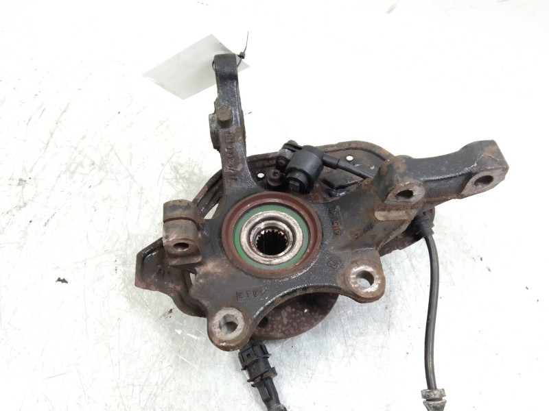 Recambio de mangueta delantera izquierda para opel meriva 1.6 16v referencia OEM IAM   