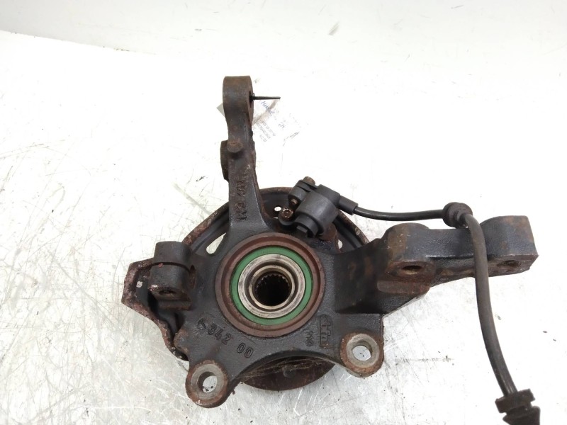 Recambio de mangueta delantera izquierda para opel meriva 1.6 16v referencia OEM IAM   