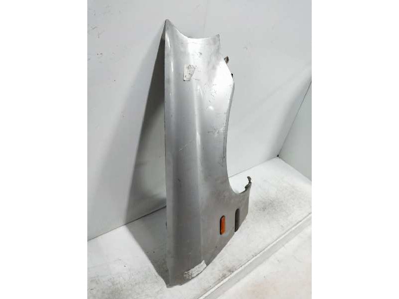 Recambio de aleta delantera derecha para hyundai accent (lc) referencia OEM IAM   