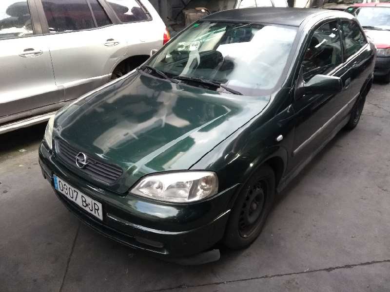 opel astra g berlina del año 2001