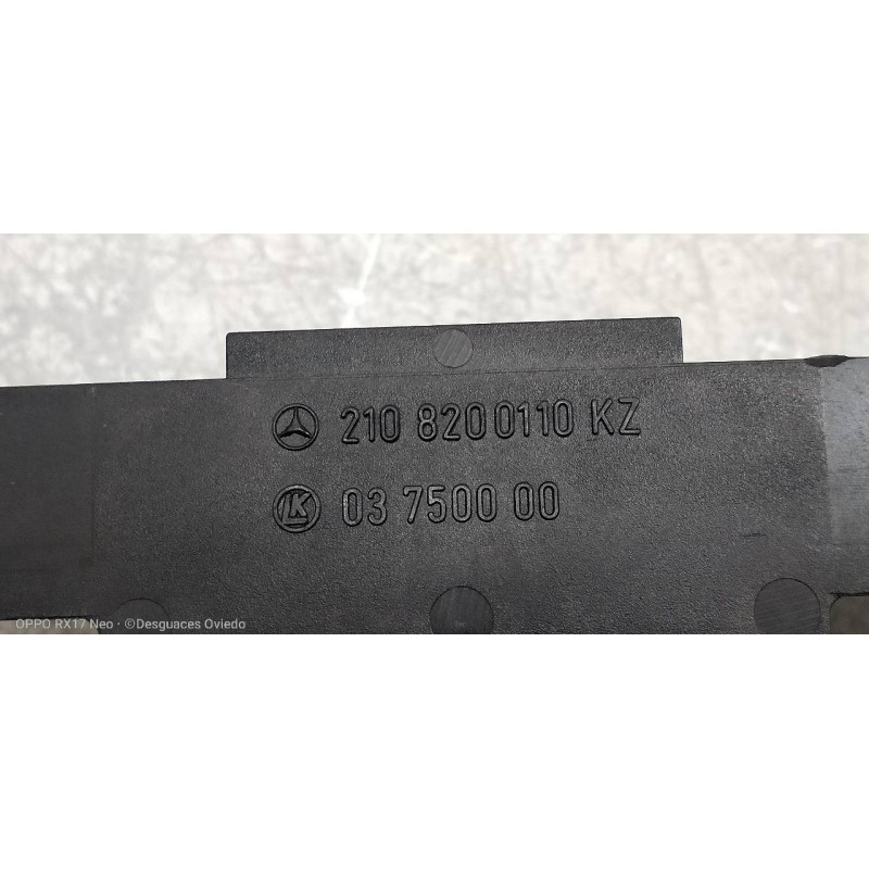 Recambio de mando elevalunas delantero izquierdo para mercedes clase e (w210) berlina 200 (210.035) referencia OEM IAM 210820011