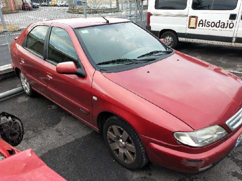 citroen xsara berlina del año 2000
