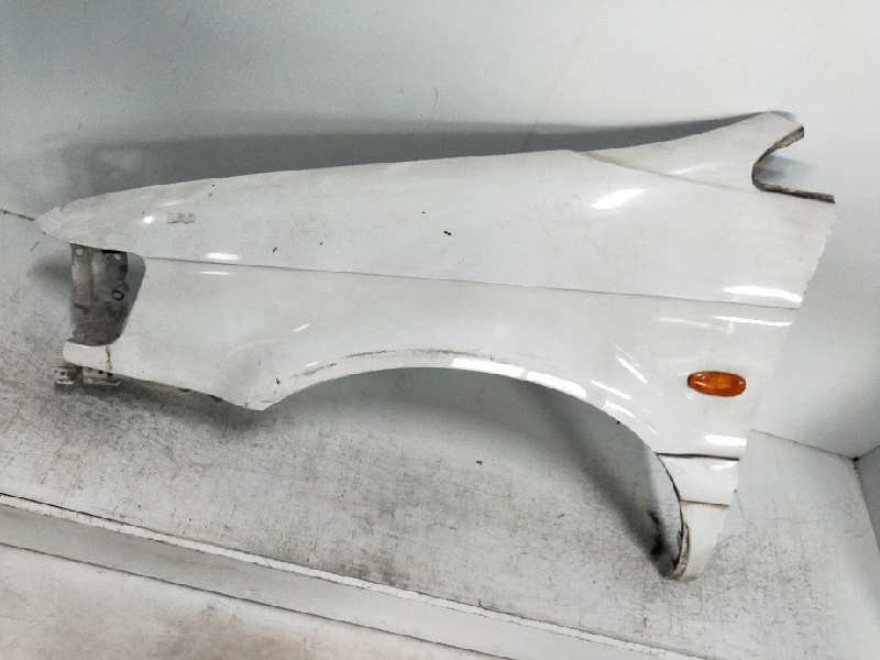 Recambio de aleta delantera izquierda para hyundai santamo gl referencia OEM IAM   