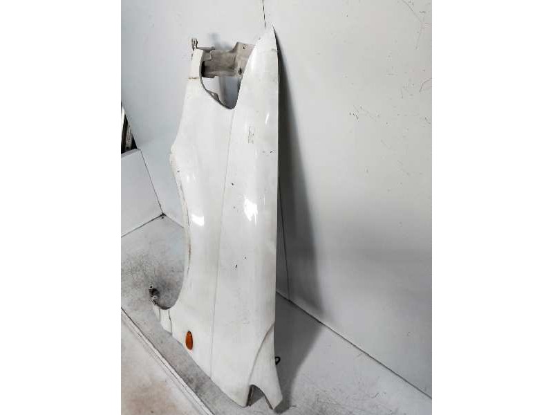Recambio de aleta delantera izquierda para hyundai santamo gl referencia OEM IAM   