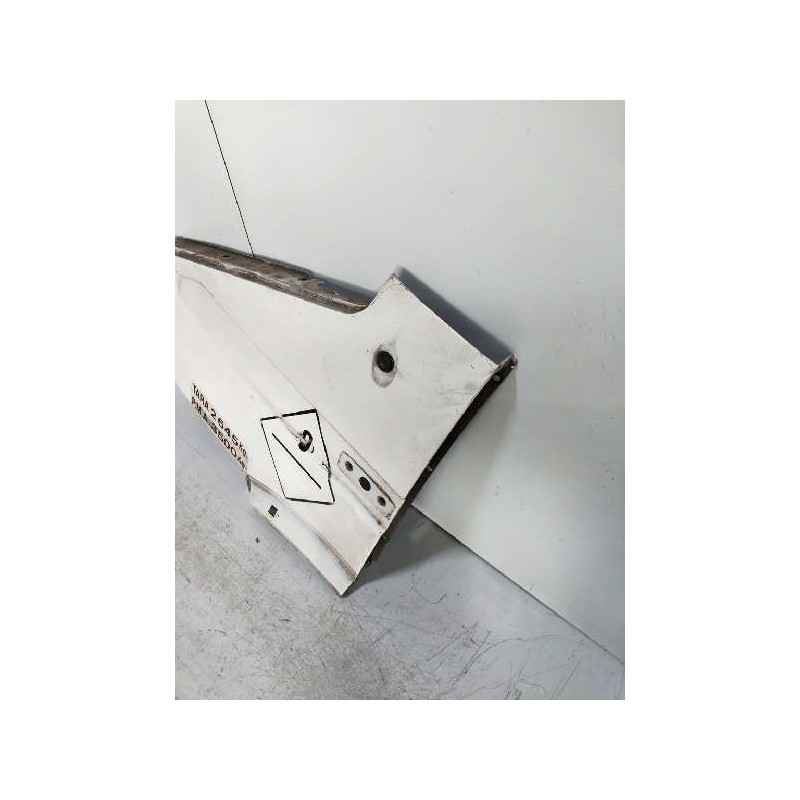 Recambio de aleta delantera izquierda para iveco daily caja cerrada (1989 =>) 30-8 base, caja cerrada, techo elevado referencia 