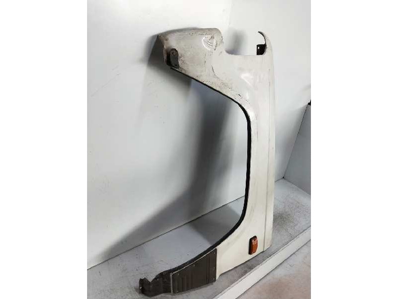 Recambio de aleta delantera izquierda para isuzu trooper referencia OEM IAM   