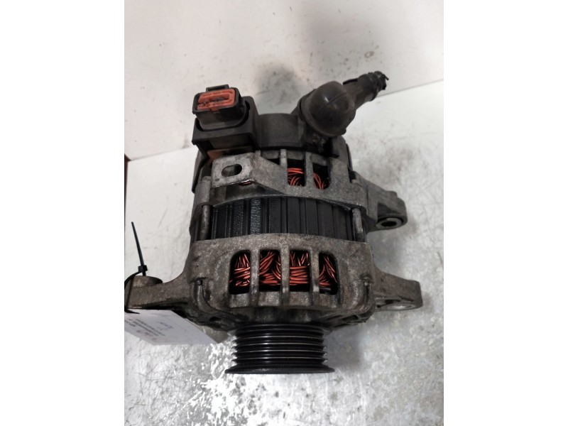 Recambio de alternador para hyundai i20 classic referencia OEM IAM 3730003100  