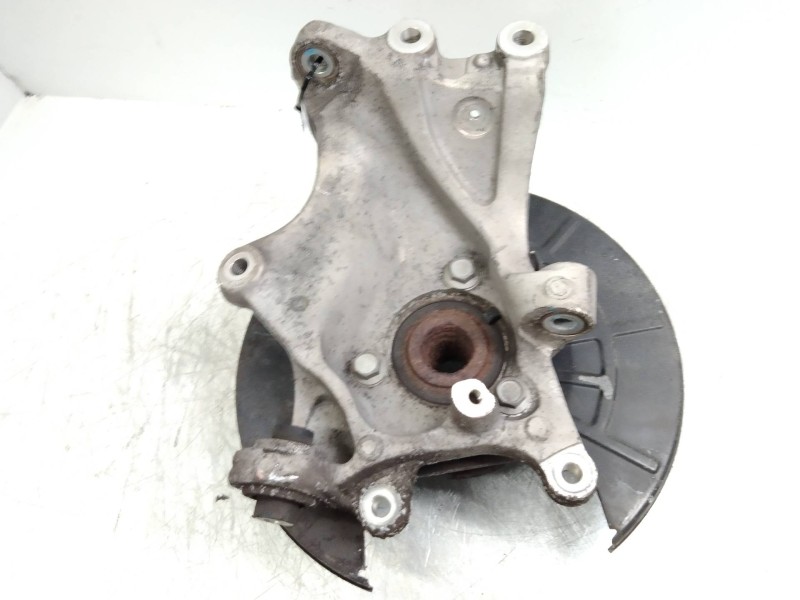 Recambio de mangueta trasera derecha para opel insignia sports tourer 2.0 16v cdti referencia OEM IAM   