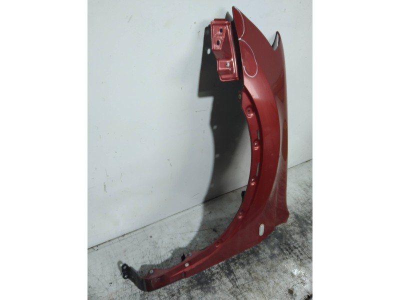 Recambio de aleta delantera izquierda para nissan qashqai (j10) acenta referencia OEM IAM   