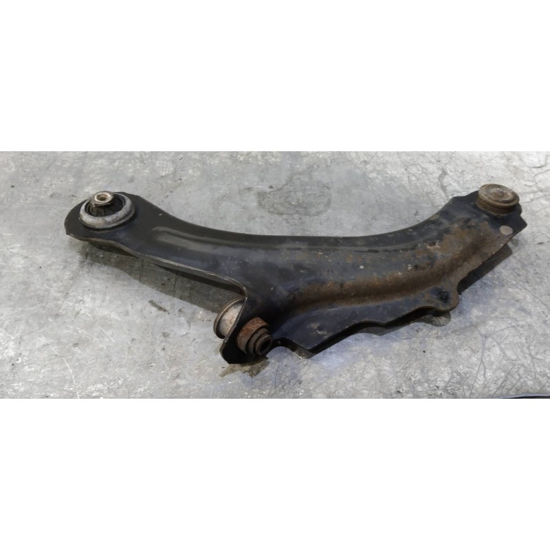 Recambio de brazo suspension inferior delantero derecho para renault megane ii berlina 5p luxe dynamique referencia OEM IAM   