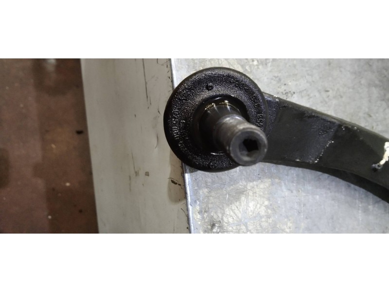 Recambio de brazo suspension inferior delantero izquierdo para nissan primera berlina (p12) tekna referencia OEM IAM   