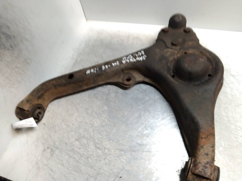 Recambio de brazo suspension inferior delantero derecho para santana 300 1.6 hdi referencia OEM IAM   