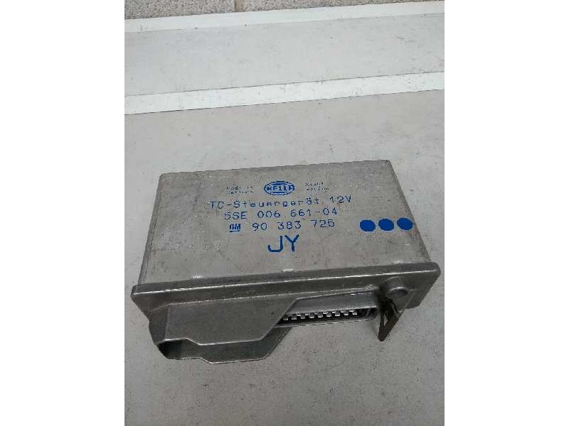 Recambio de modulo electronico para opel calibra referencia OEM IAM 5SE00666104 90383725 JY
