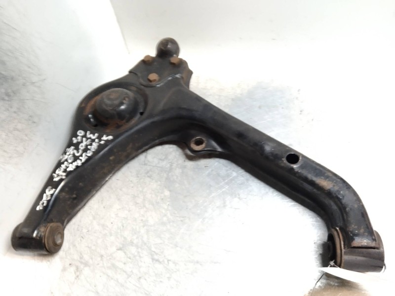 Recambio de brazo suspension inferior delantero izquierdo para santana 300 20hdi referencia OEM IAM   