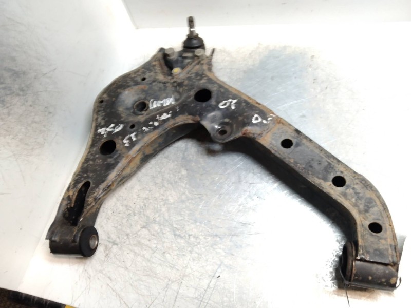 Recambio de brazo suspension inferior delantero derecho para santana 350 1.6 hdi referencia OEM IAM   