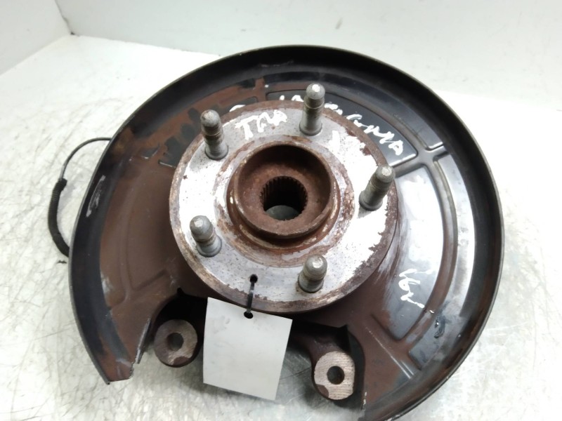 Recambio de mangueta trasera izquierda para opel insignia berlina 2.0 16v cdti referencia OEM IAM   