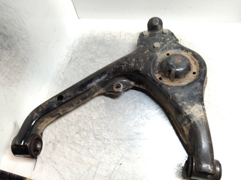 Recambio de brazo suspension inferior delantero derecho para santana 350 1.6 hdi referencia OEM IAM   