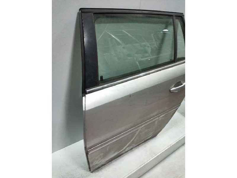 Recambio de puerta trasera izquierda para opel vectra c caravan 1.9 16v cdti cat (z 19 dth / lrd) referencia OEM IAM   