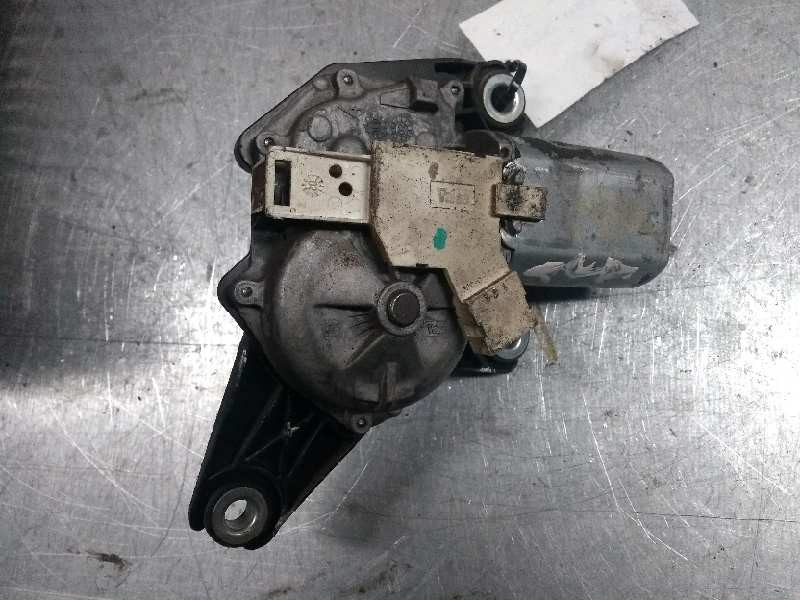 Recambio de motor limpia trasero para renault trafic caja cerrada (ab 4.01) referencia OEM IAM  IZQUIERDO 