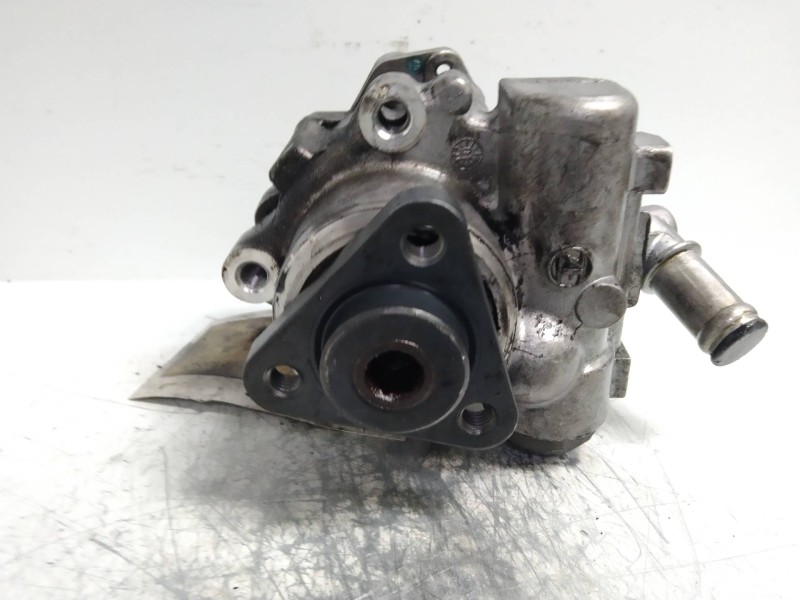 Recambio de bomba direccion para opel omega b referencia OEM IAM 7691974165  