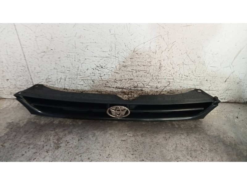 Recambio de rejilla delantera para toyota camry (v10) 2.2 gl referencia OEM IAM   