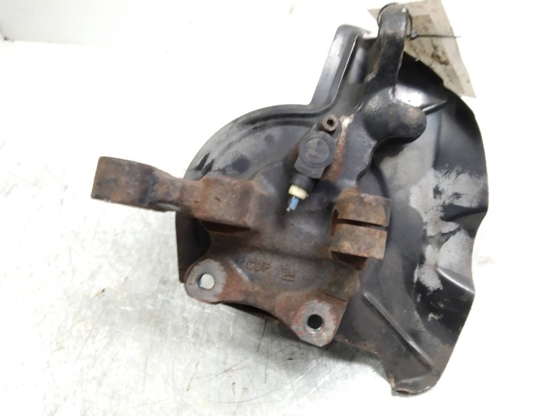 Recambio de mangueta delantera derecha para opel omega b 3.0 v6 cat (x 30 xe) referencia OEM IAM   