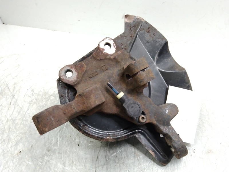 Recambio de mangueta delantera izquierda para opel omega b 2.5 turbodiesel (x 25 td / u 25 td / l93) referencia OEM IAM   