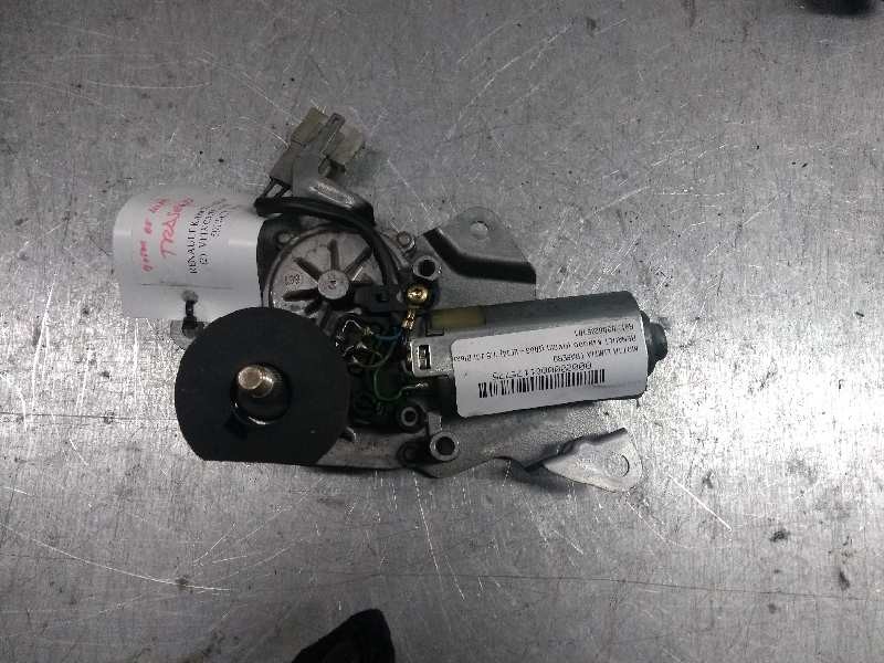 Recambio de motor limpia trasero para renault kangoo (f/kc0) 1.5 dci diesel referencia OEM IAM 0390206101 IZQUIERDO 7700308806