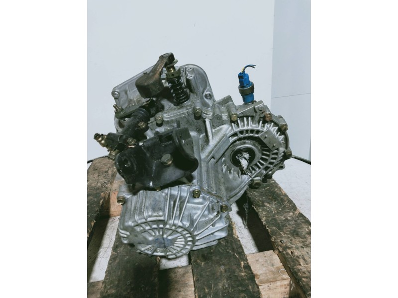 Recambio de caja cambios para hyundai coupe (j2) 1.6 fx coupe referencia OEM IAM JW1873 542611 5V