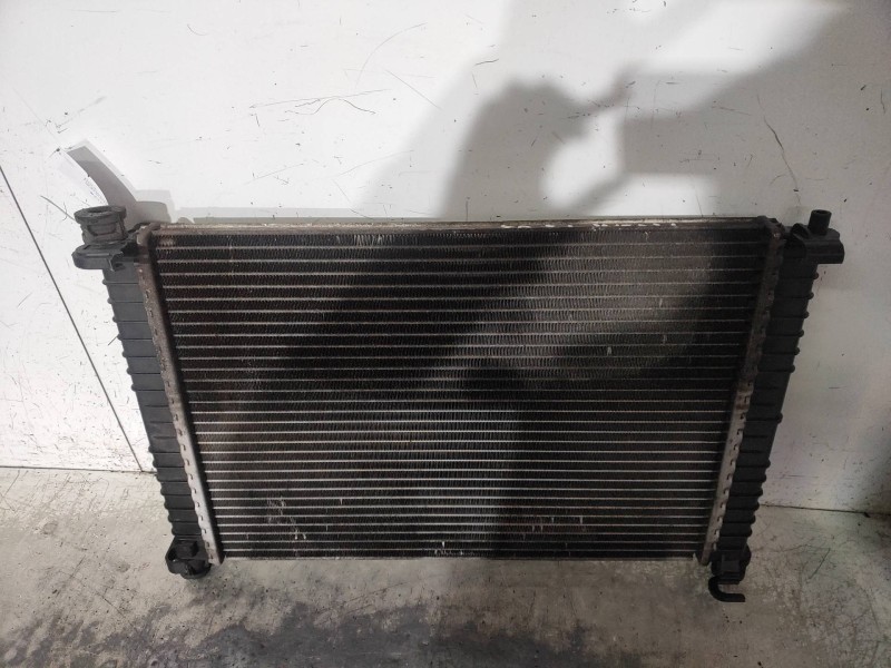 Recambio de radiador agua para ford fiesta (cbk) fun referencia OEM IAM 4S6H8005EA  