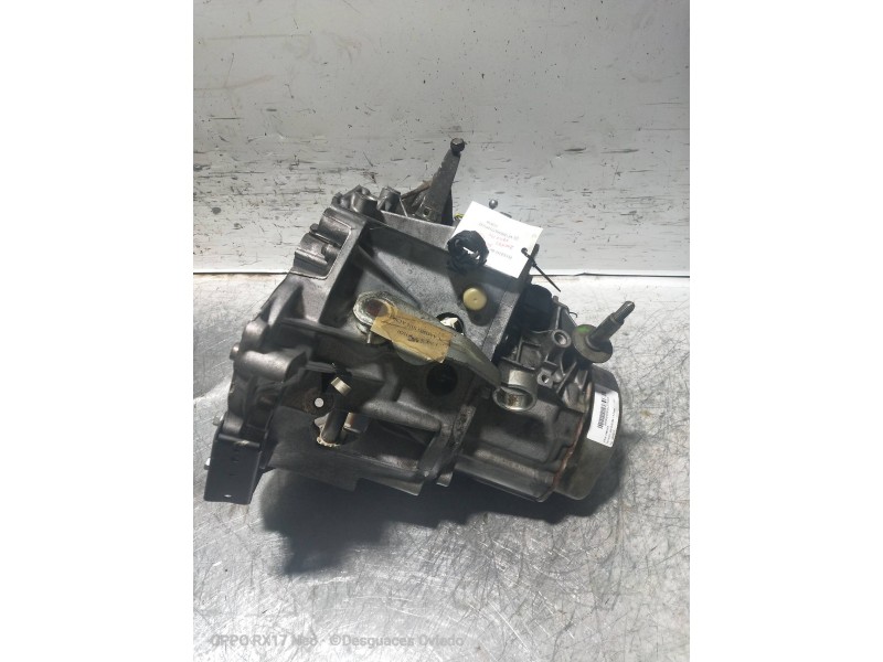 Recambio de caja cambios para peugeot 405 berlina 1.9 diesel referencia OEM IAM 20CH73 6726140 