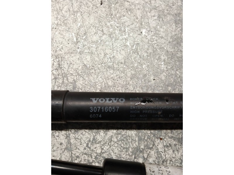 Recambio de amortiguadores maletero / porton para volvo s60 berlina 2.4 d referencia OEM IAM 30716057  420N
