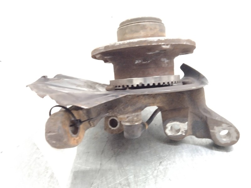 Recambio de mangueta delantera izquierda para opel omega 2.0 referencia OEM IAM   