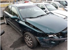 volvo s60 berlina del año 2002