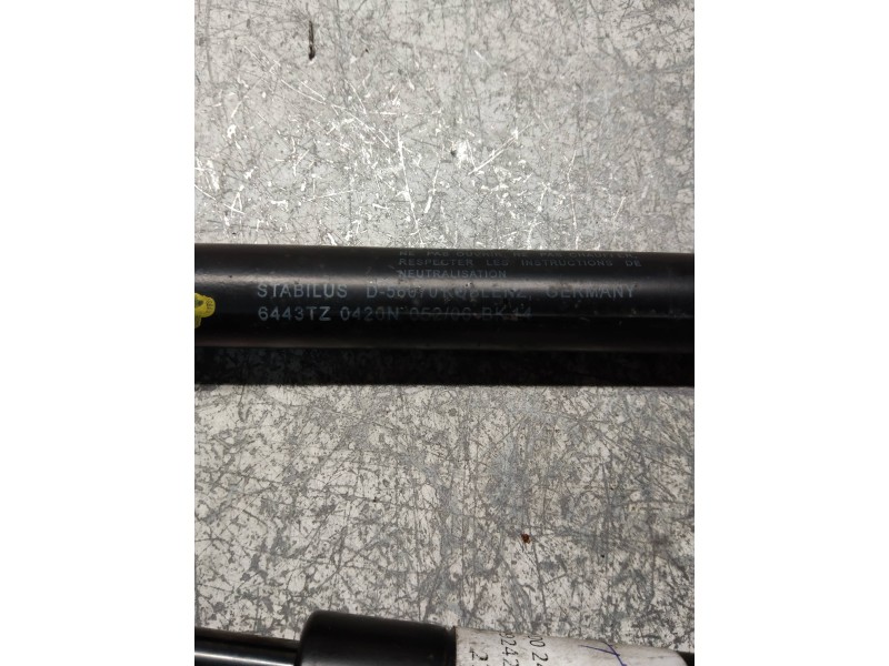 Recambio de amortiguadores maletero / porton para volvo s60 berlina 2.4 d referencia OEM IAM 30716057  420N