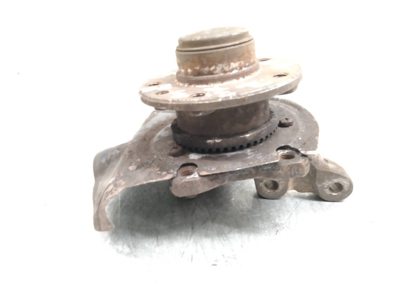 Recambio de mangueta delantera derecha para opel omega 2.3 td referencia OEM IAM   