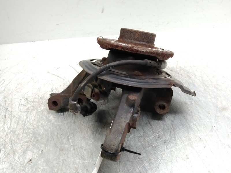 Recambio de mangueta delantera derecha para opel tigra twin top 1.4 16v referencia OEM IAM   