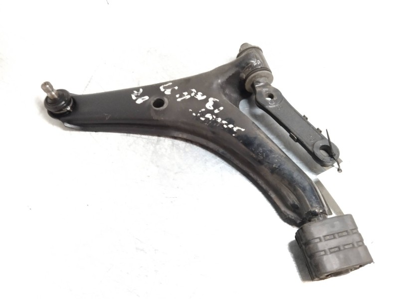 Recambio de brazo suspension inferior delantero izquierdo para suzuki swift sf berlina (ma) 1.3 cat referencia OEM IAM   