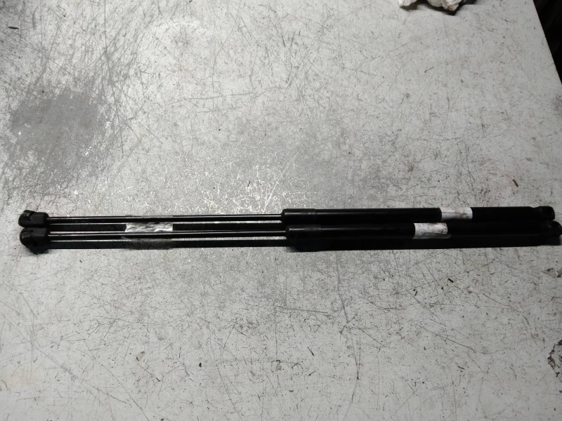 Recambio de amortiguadores maletero / porton para opel corsa d sport referencia OEM IAM 13182537  240N
