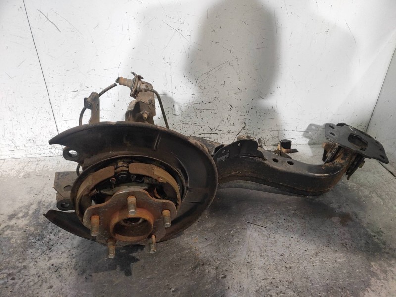 Recambio de mangueta trasera derecha para nissan qashqai (j10) acenta referencia OEM IAM   