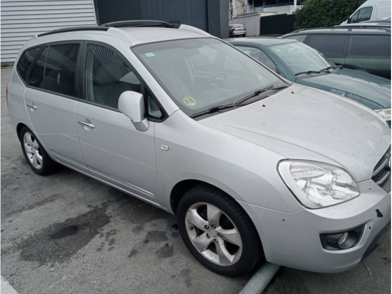 kia carens (un) del año 2008