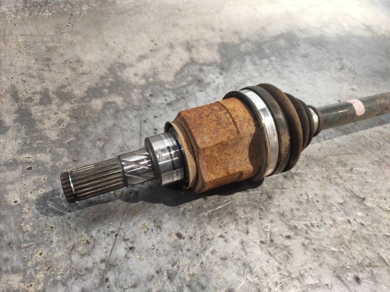 Recambio de transmision trasera izquierda para nissan qashqai (j10) acenta referencia OEM IAM   