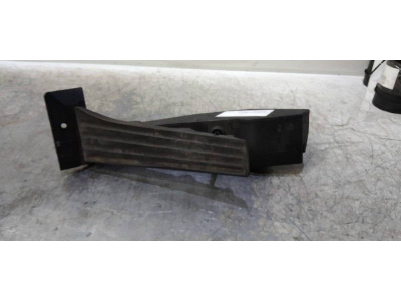 Recambio de potenciometro pedal para bmw serie 1 berlina (e81/e87) 120d referencia OEM IAM 25916010 35426766931 