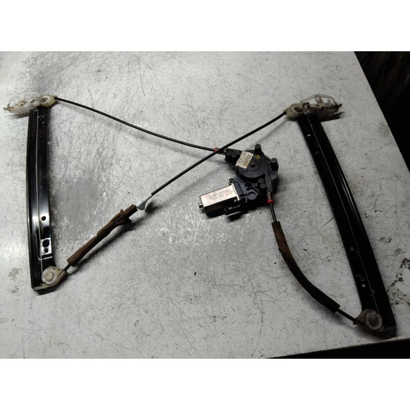 Recambio de elevalunas delantero derecho para ford fiesta (cbk) 1.4 tdci cat referencia OEM IAM 2S5114553AA  3P