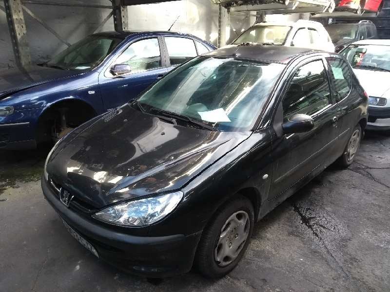 peugeot 206 berlina del año 2003